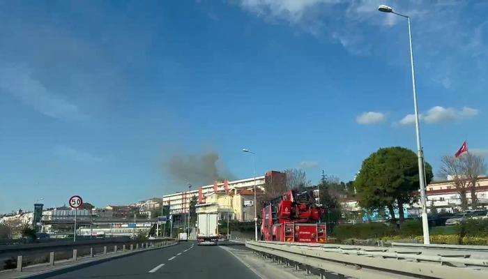 Son dakika | İstanbul Eğitim ve Araştırma Hastanesi'nde Yangın! Dumanlar yükseliyor, hastalar tahliye ediliyor