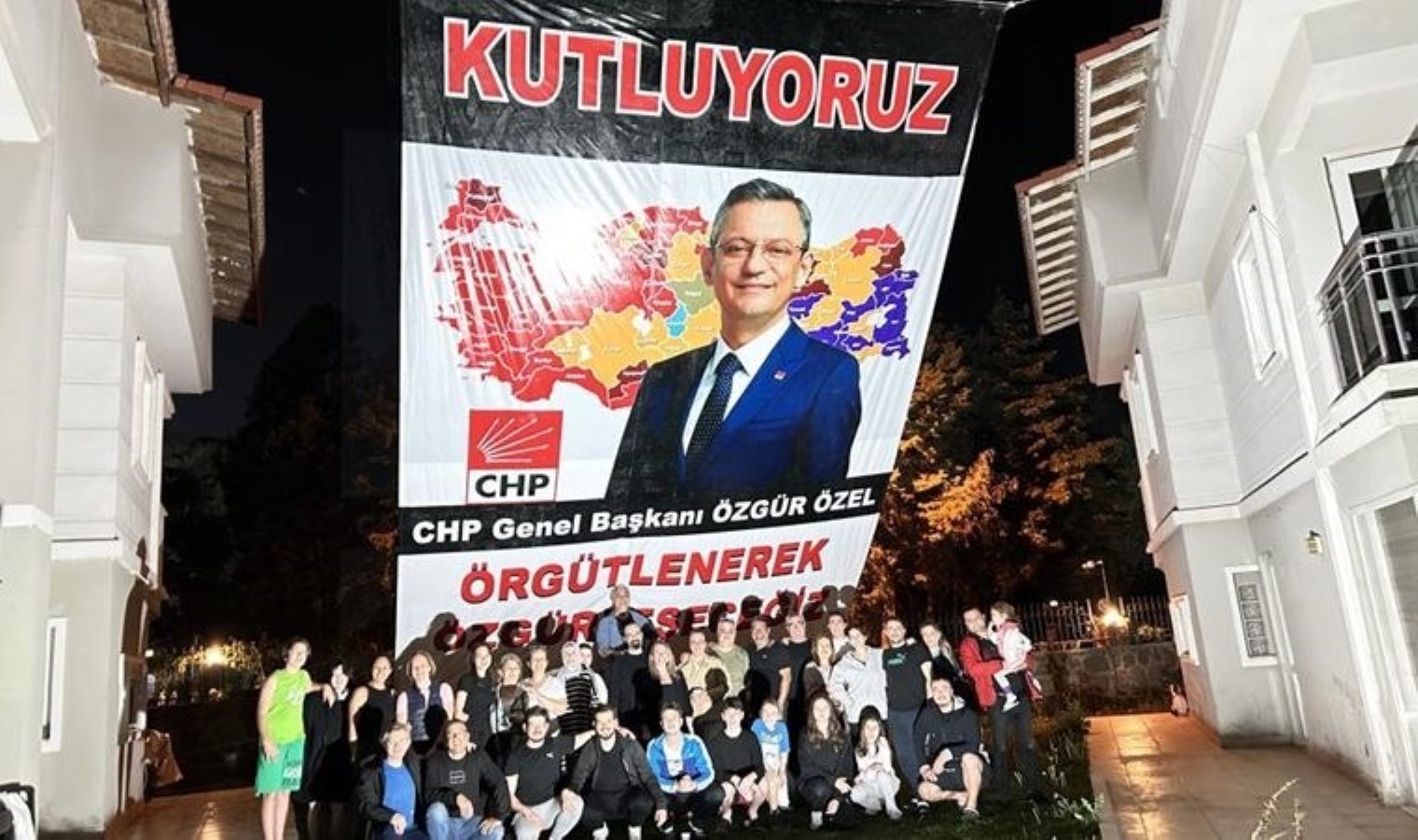 Özgür Özel Komşu Kutlaması - Son Dakika Türkiye, Siyasi Haberler