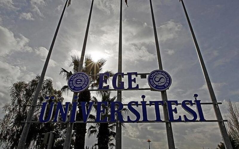 Ege Üniversitesi'nde Yolsuzluk Operasyonu: 45 Gözaltı Kararı ve Detaylar